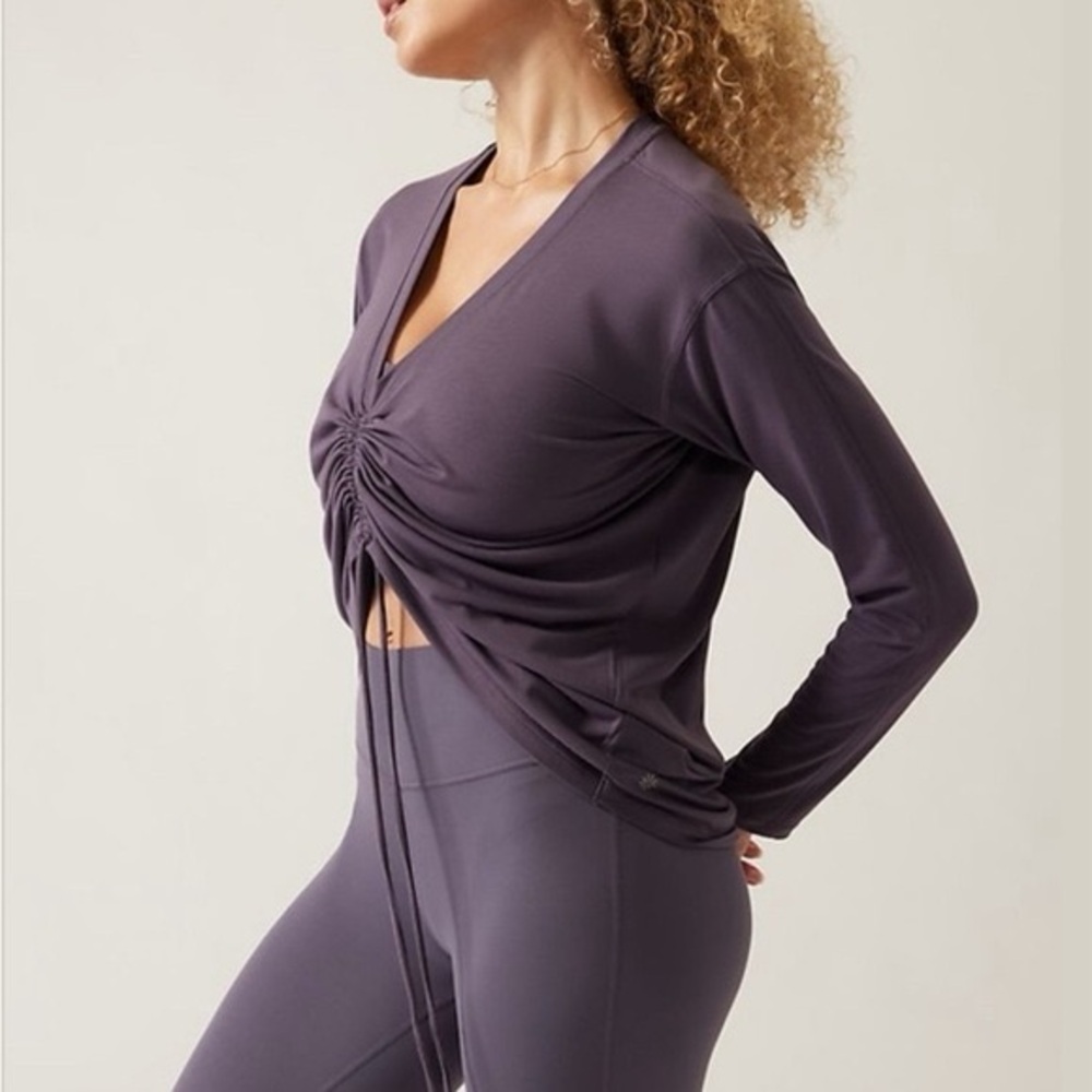 ATHLETA CROSSOVER RUCHED TOP PURPLE SIZE XXS